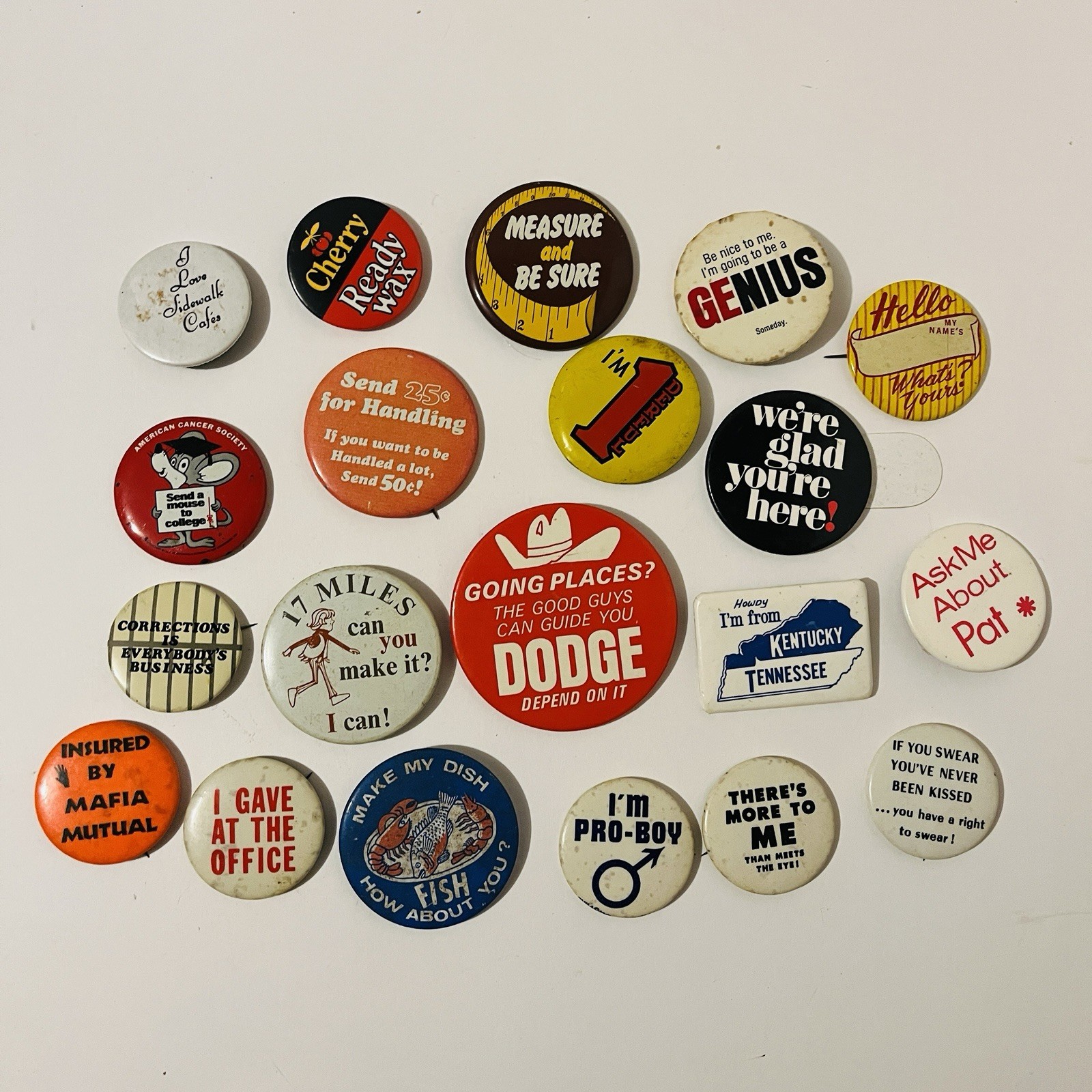 Vintage 1970s Funny Novelty Pinback Buttons Lot of 20 Humor Slogan Advertising 