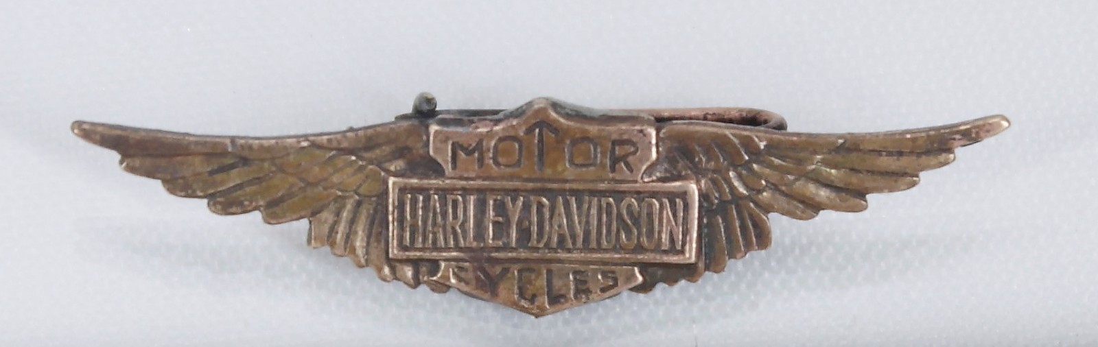 VINTAGE 1920s-1930s HARLEY-DAVIDSON WINGS HAT-LAPEL PIN Knucklehead Panhead