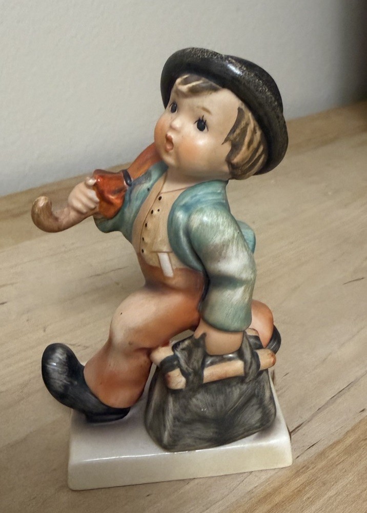 Vintage Goebel M.I. Hummel “Merry Wanderer” 11-20 Boy Umbrella 3.75”
