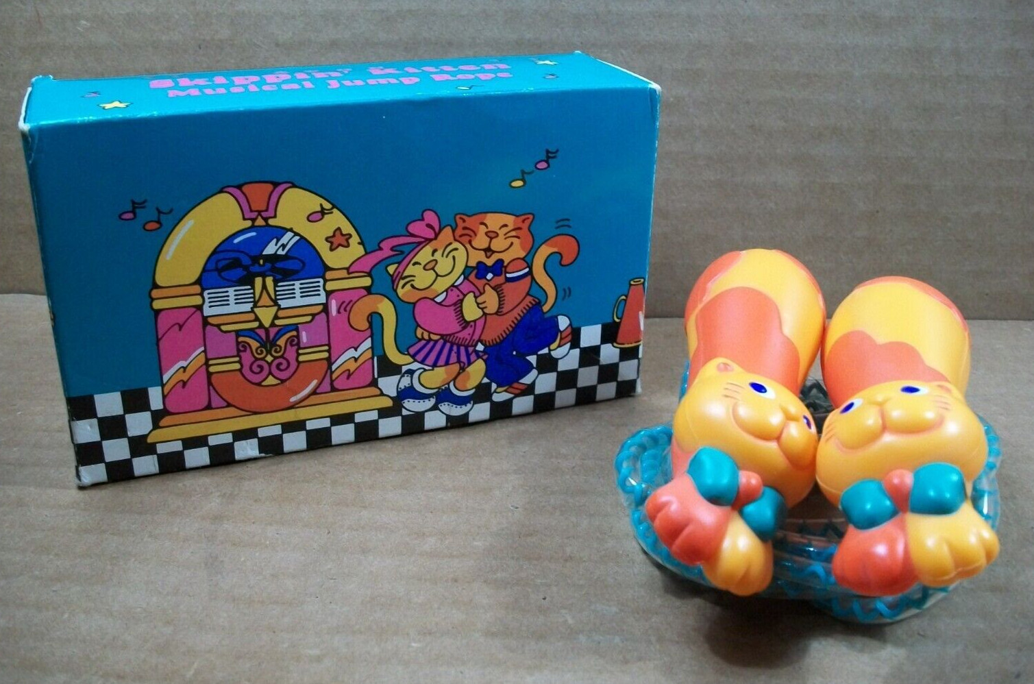 1992 Avon Skippin' Kitten - Musical Jump Rope ~ NIB