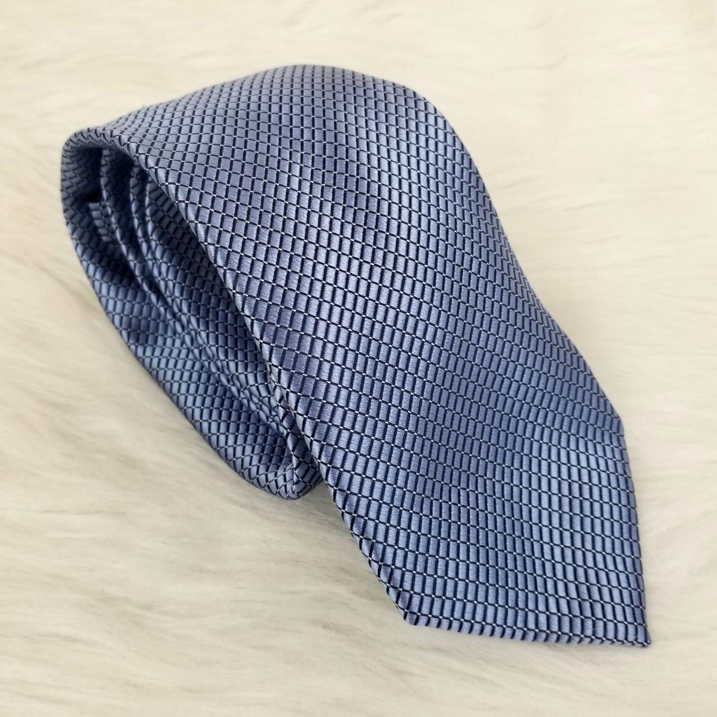 Nautica Mens Neck Tie Blue Shiny Textured-3D-Look 100% Silk oC15