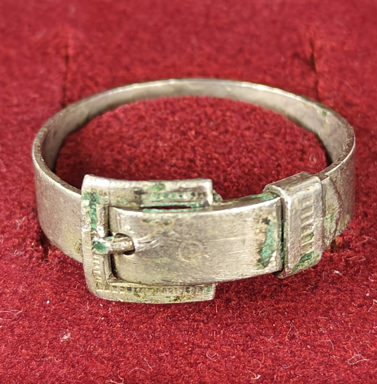RARE 1915-1917 ROYAL BULGARIAN BELT SHAPED MILITARY RING 2nd BG ARMY (MACEDONIA)