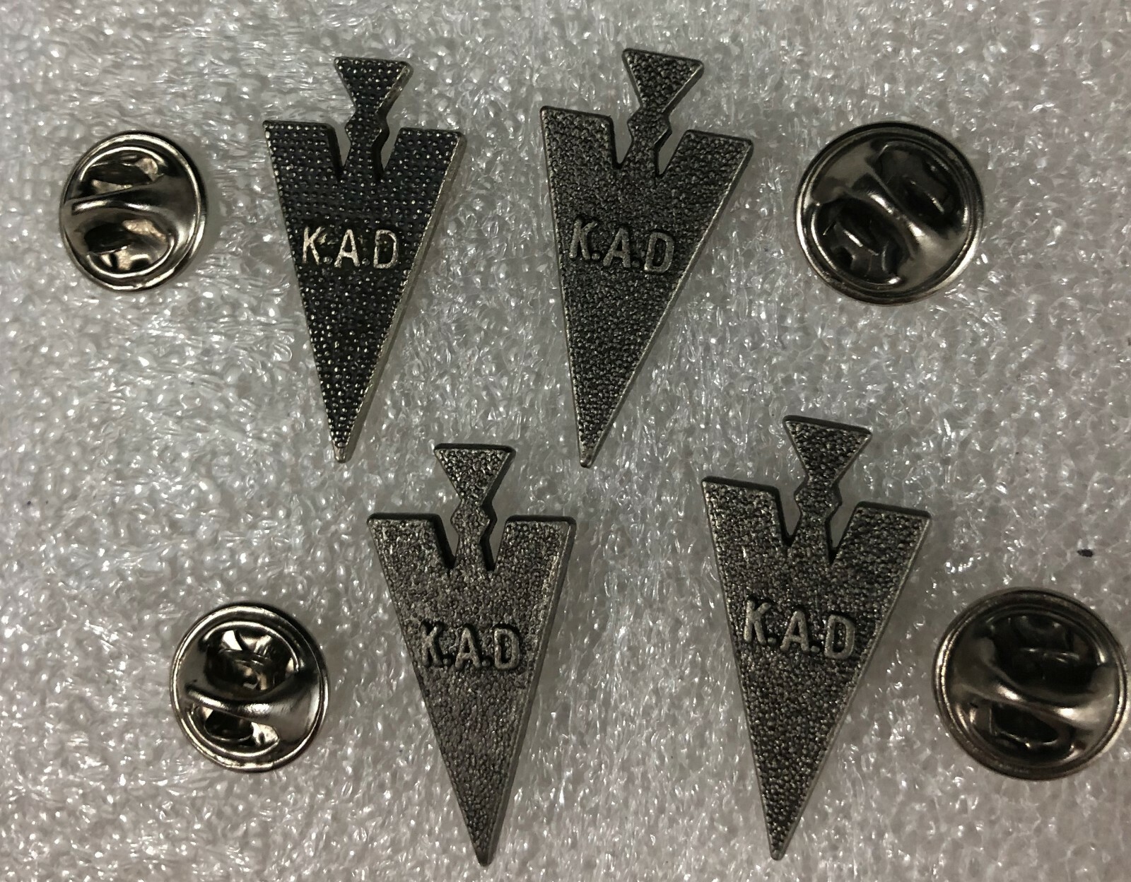 4 VINTAGE KAD K.A.D ARROW SHAPED PIN BADGE - K.A.D LAPEL PIN - 4 PINS 