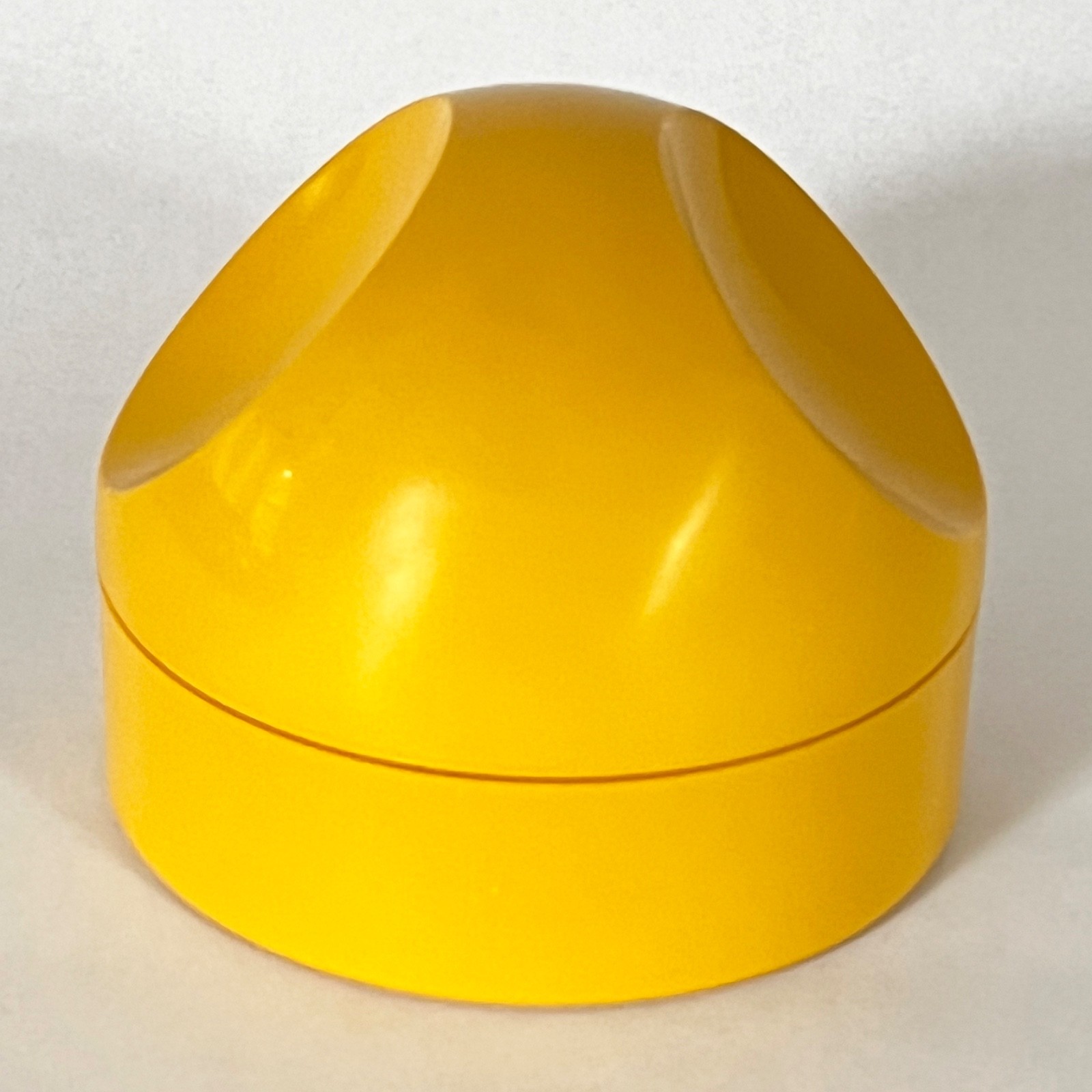 Vintage 1970s Makio Hasuike for Gedy Space Age Yellow Plastic Vanity Trinket Box