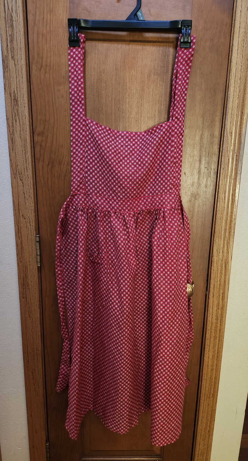 Vintage Handmade Prairie Apron Full Tie Back Cottagecore Red