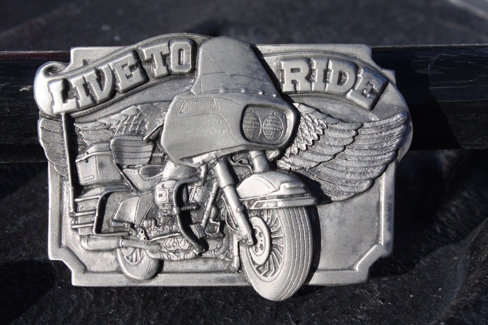 Authentic Siskiyou - Bergamot, Live to Ride, Belt Buckle, Made in USA 1983