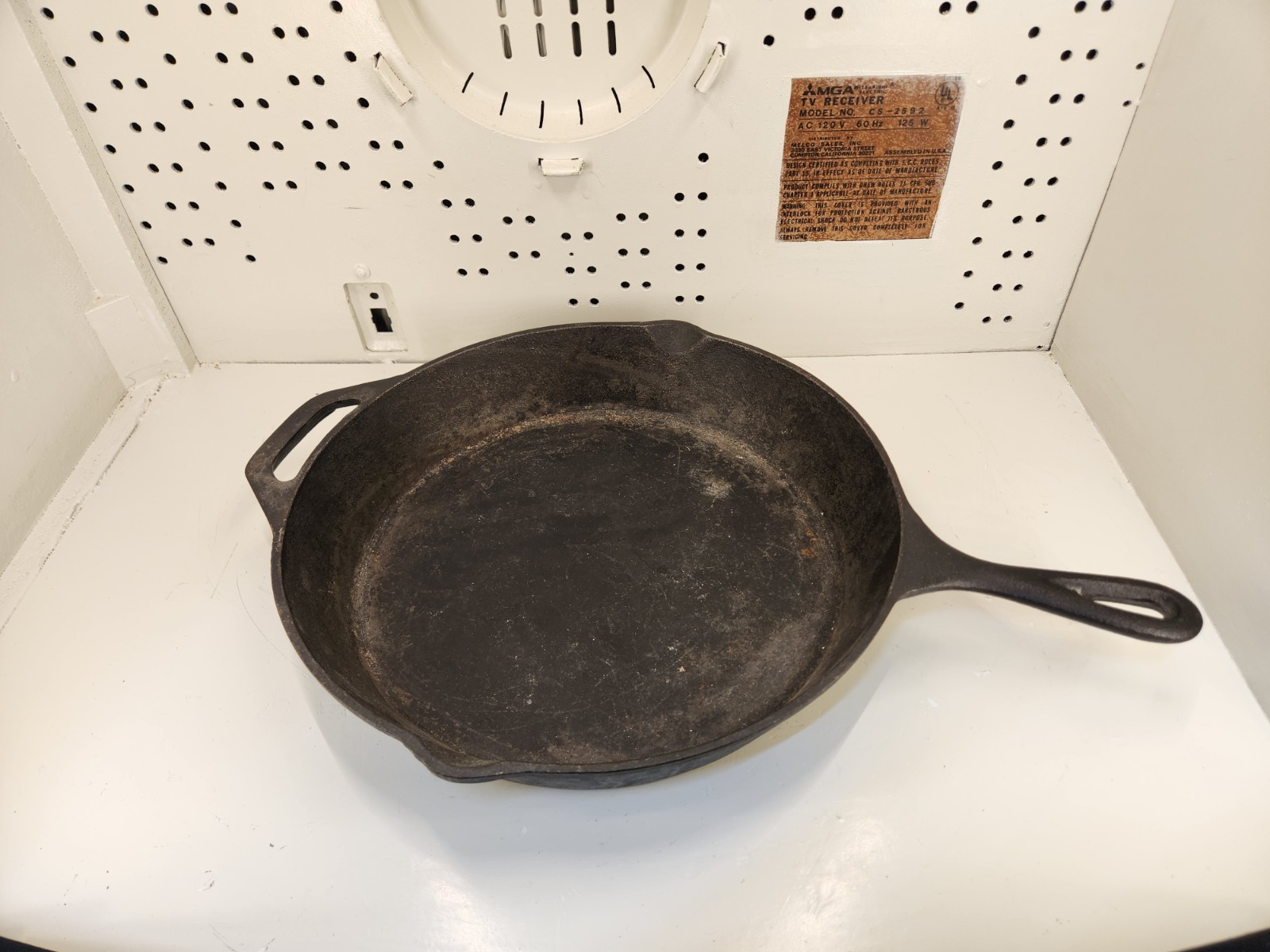 Vintage Lodge ? 2 Handle 10\ Vintage Lodge ? 2 Handle 10\