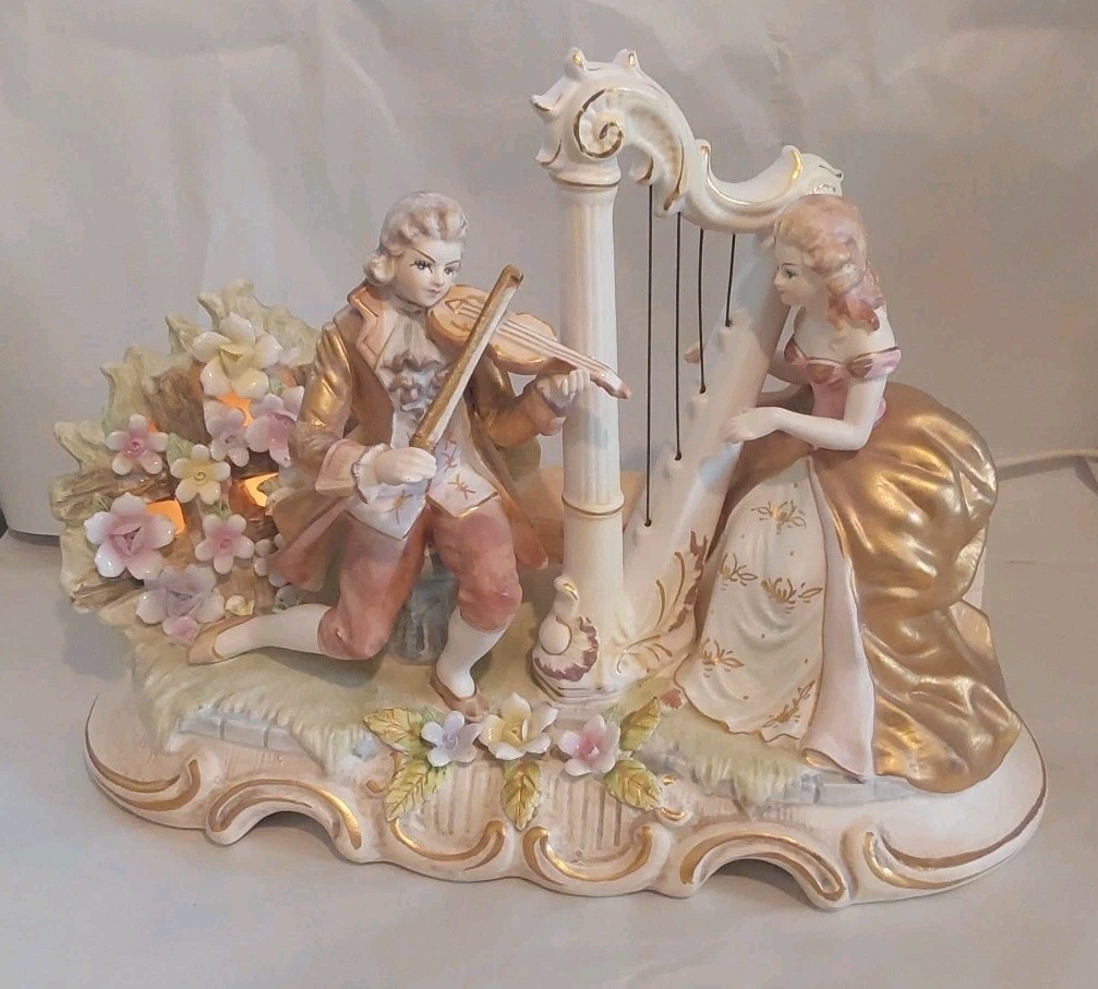 Lenwile Ardalt Porcelain Figurine Lighted Lamp 11 X 15 X 8.5 Music Box No Chips