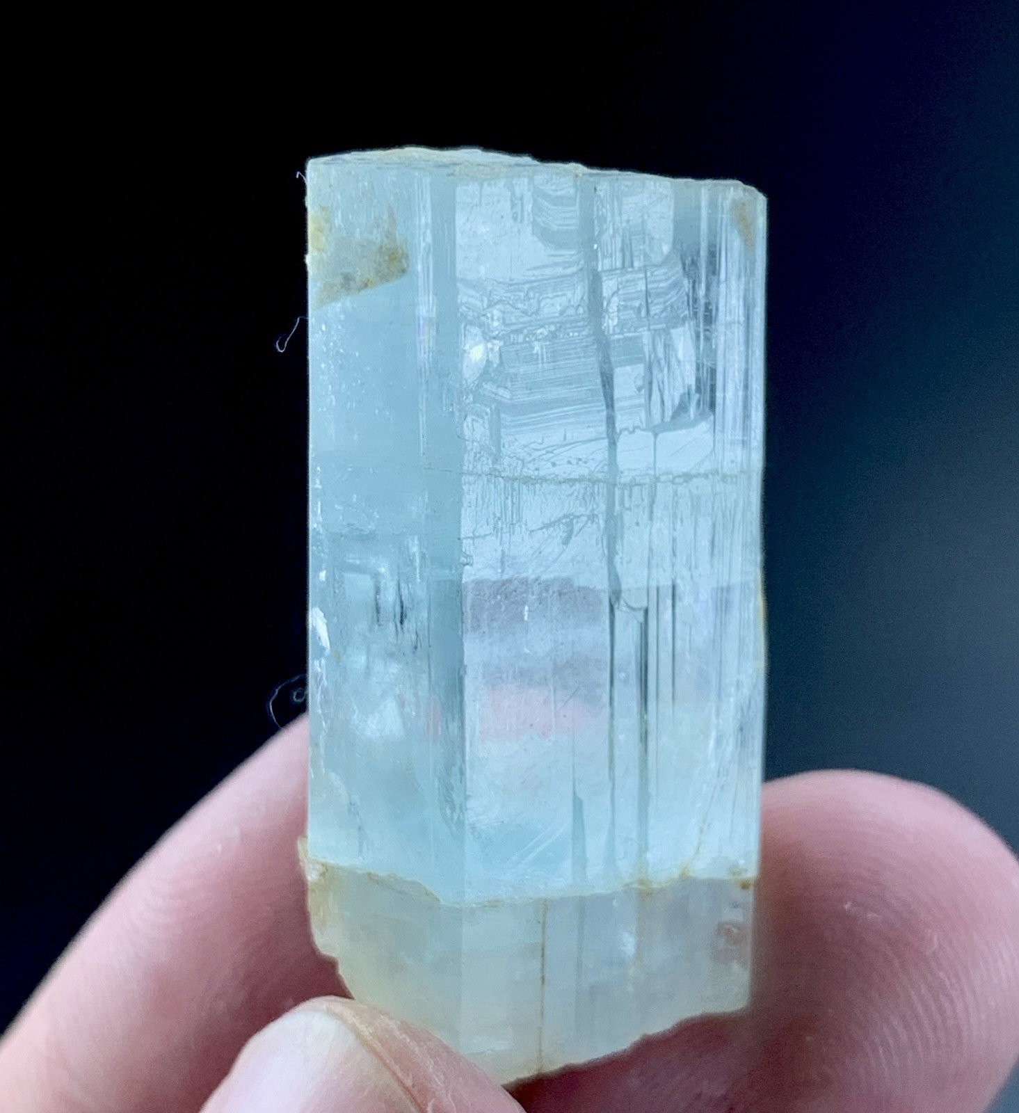 61 Ct Natural Aquamarine Crystal From Pakistan