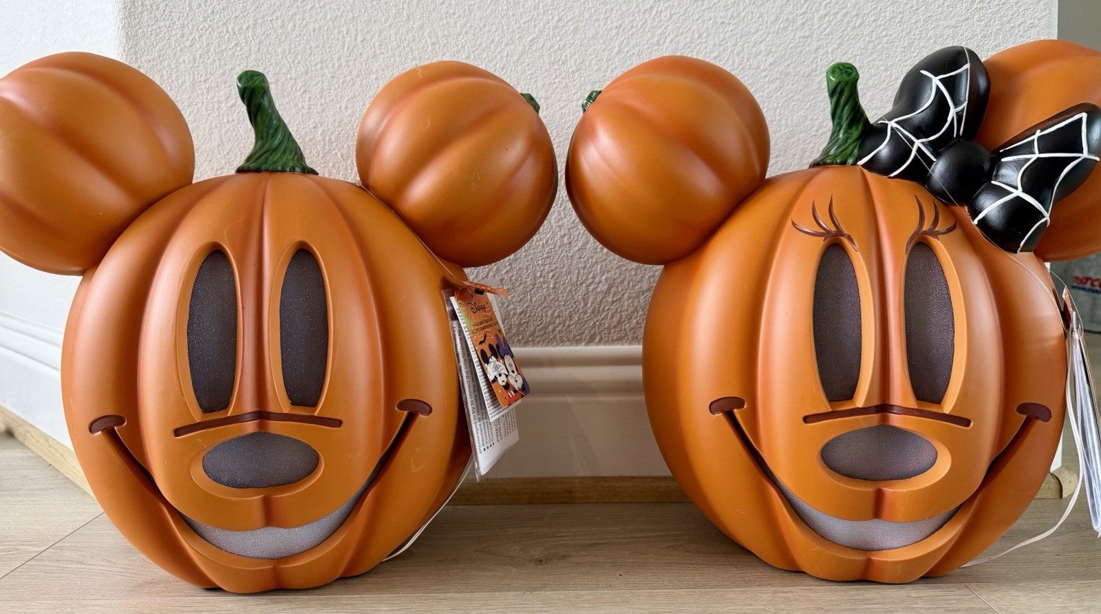 Disney 2026 Home Depot 14 inch LED Mickey & Minnie Mouse Pumpkin Set Light Up