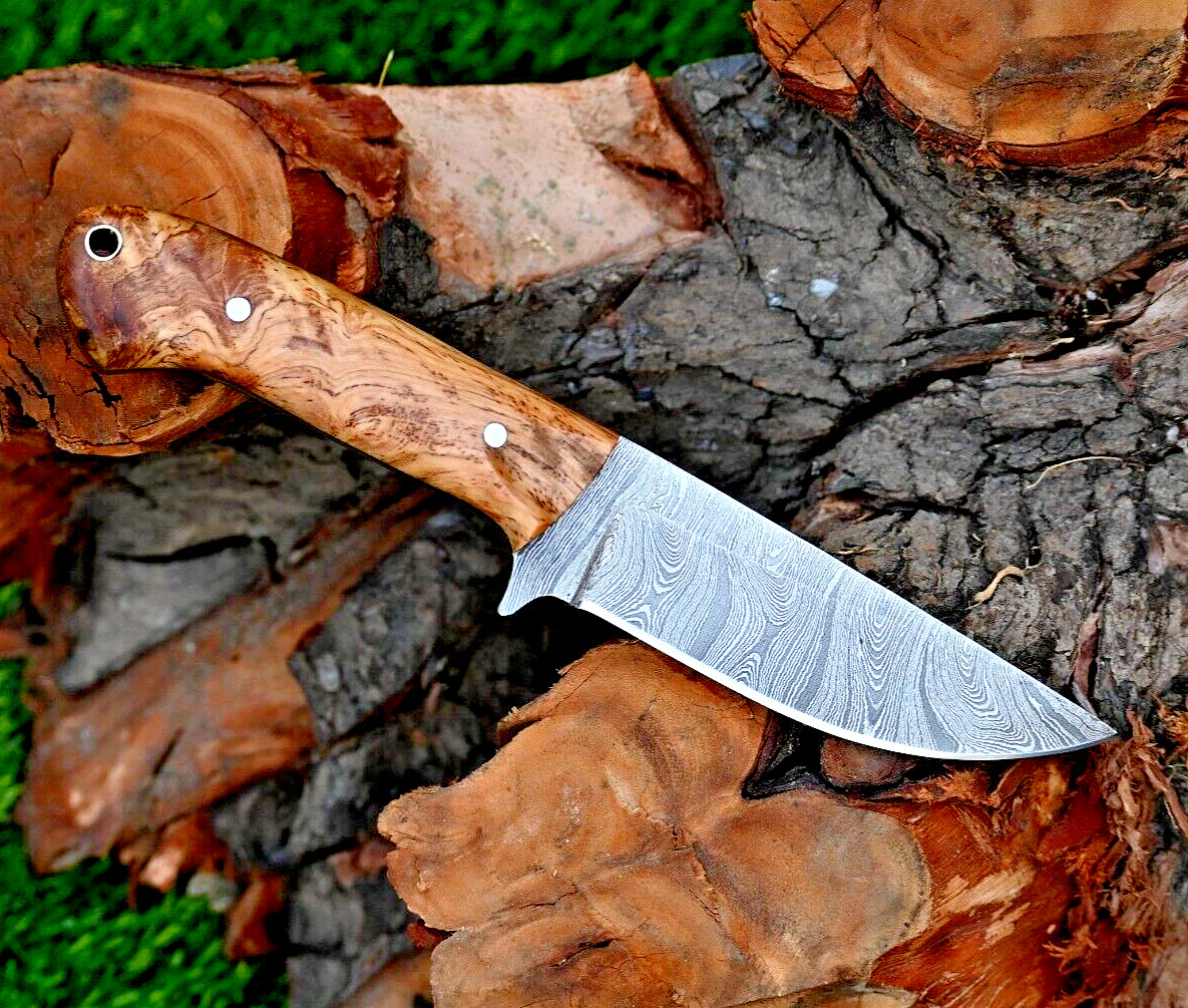 Custom Hand Made Hunting Skinning Knife Forged Damascus Steel Blade 2902 Custom Hand Made Hunting Skinning Knife Forged Damascus Steel Blade 2902