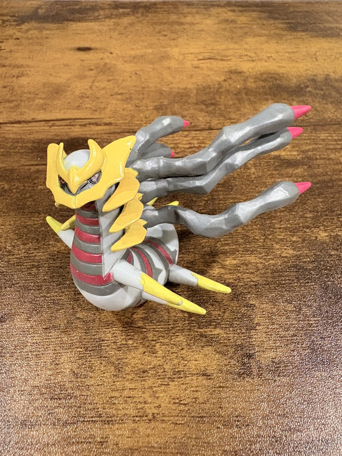 Nintendo Pokemon Giratina Origin Form 3