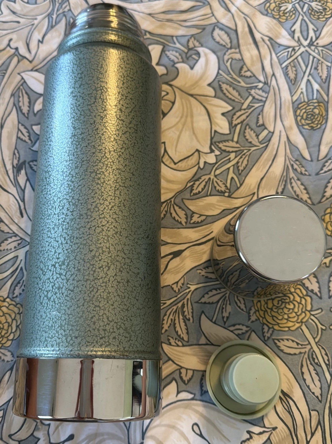 Vintage Aladdin’s Stanley Thermos A-944C Unbreakable Steel Quart Vintage Aladdin’s Stanley Thermos A-944C Unbreakable Steel Quart
