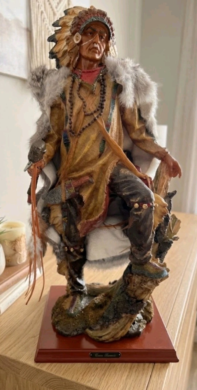 Vintage Native American Chief Figurine Warrior Statue Wood Base Headdress 22\