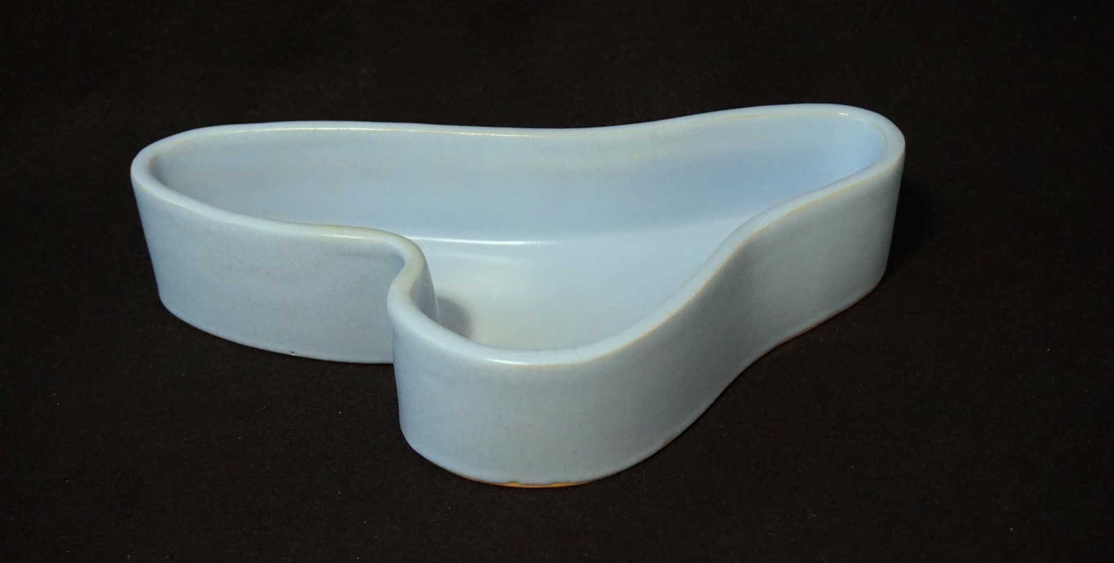 Vintage 1960\'s Japanese Ikebana Sky-Blue Amorphous Triangular Container Seal 色秘