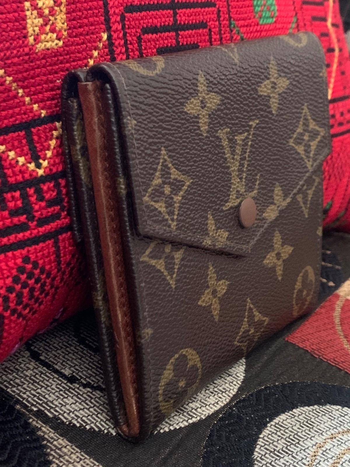 Authentic Louis Vuitton Monogram ELISE Trifold Wallet  