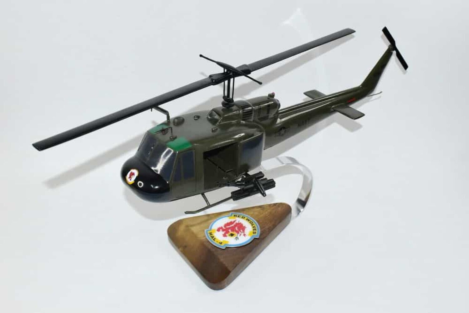 Bell® HH-1k Huey, HAL-4 Red Wolves, 16\