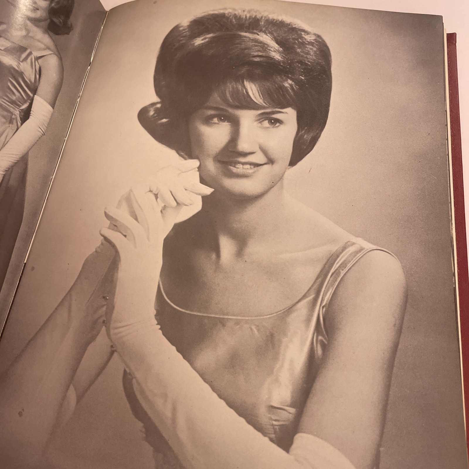 1965 East Nashville High School yearbook year book Tennessee Grey Eagle