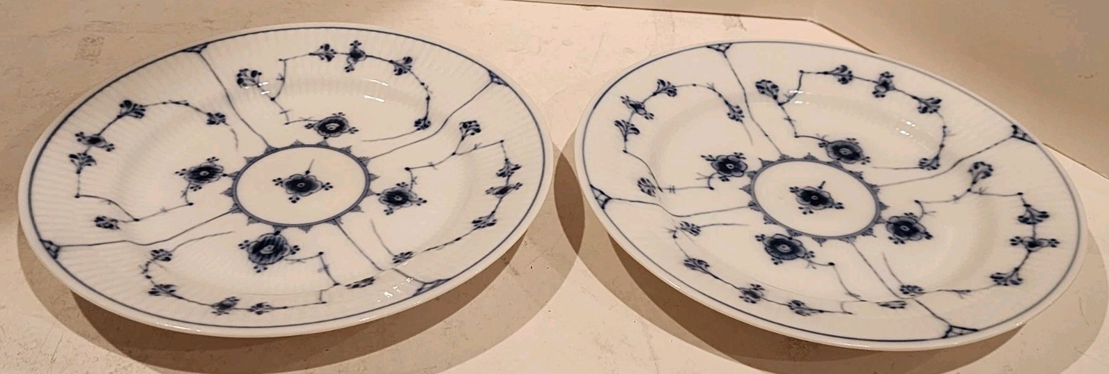Rare Antique Royal Copenhagen Blue Fluted Plain Round Plate 1st Old Mark 8 3/8\