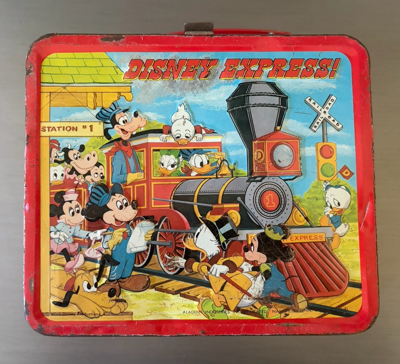 Vintage 1970’s Disney Express Railroad Train Aladdin Metal Lunchbox 
