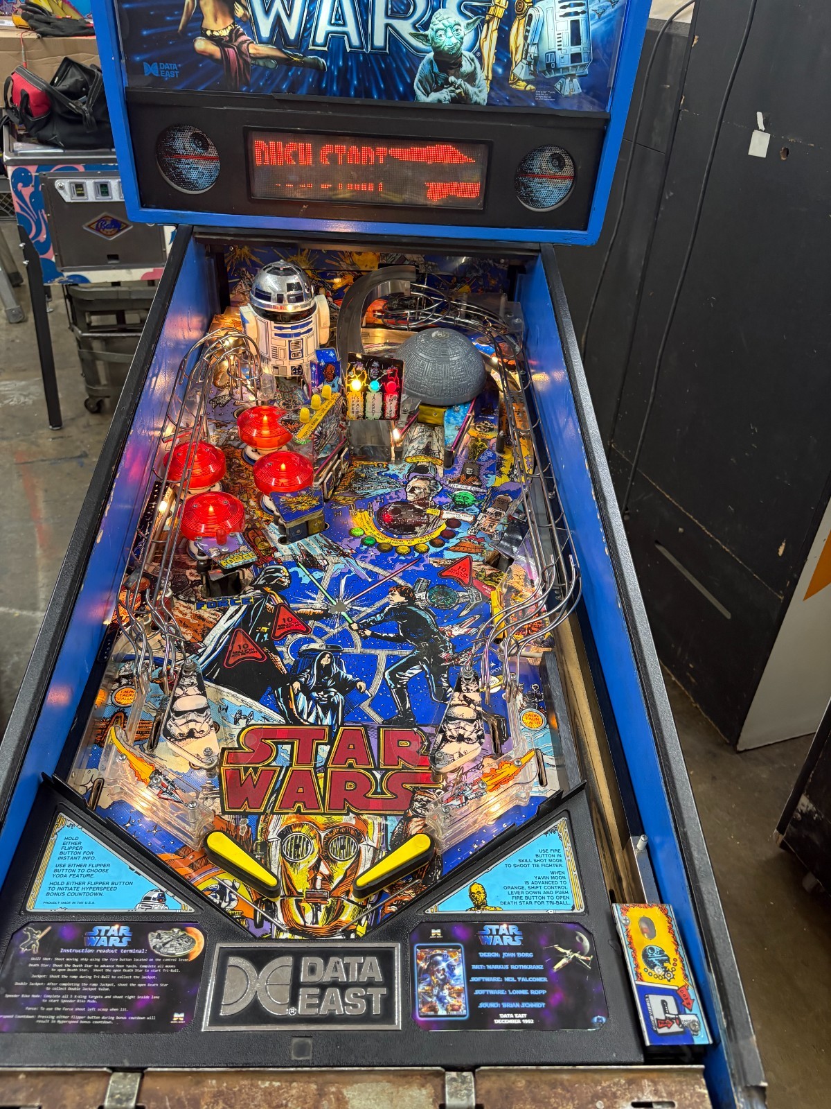 1992 Data East Star Wars pinball machine