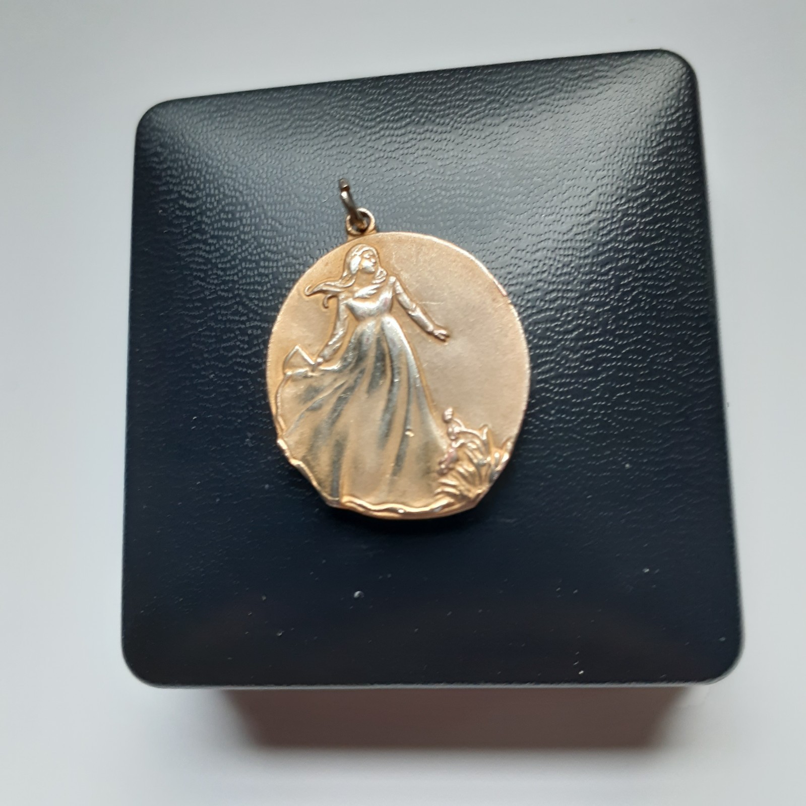 VTG LDS Personal Progress Award For Young Women 1977-89 23K  1