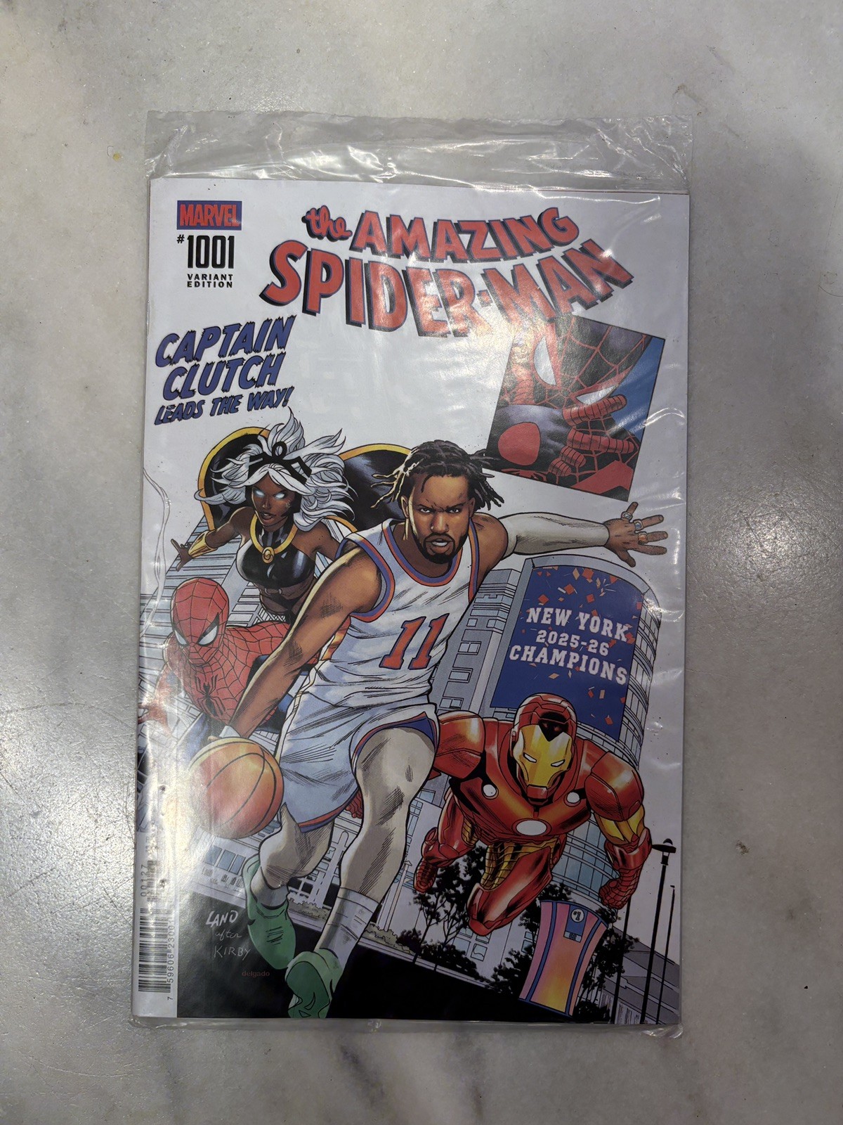 AMAZING SPIDER-MAN #1001 JALEN BRUNSON NY KNICKS NYCC EXCLUSIVE IN HAND