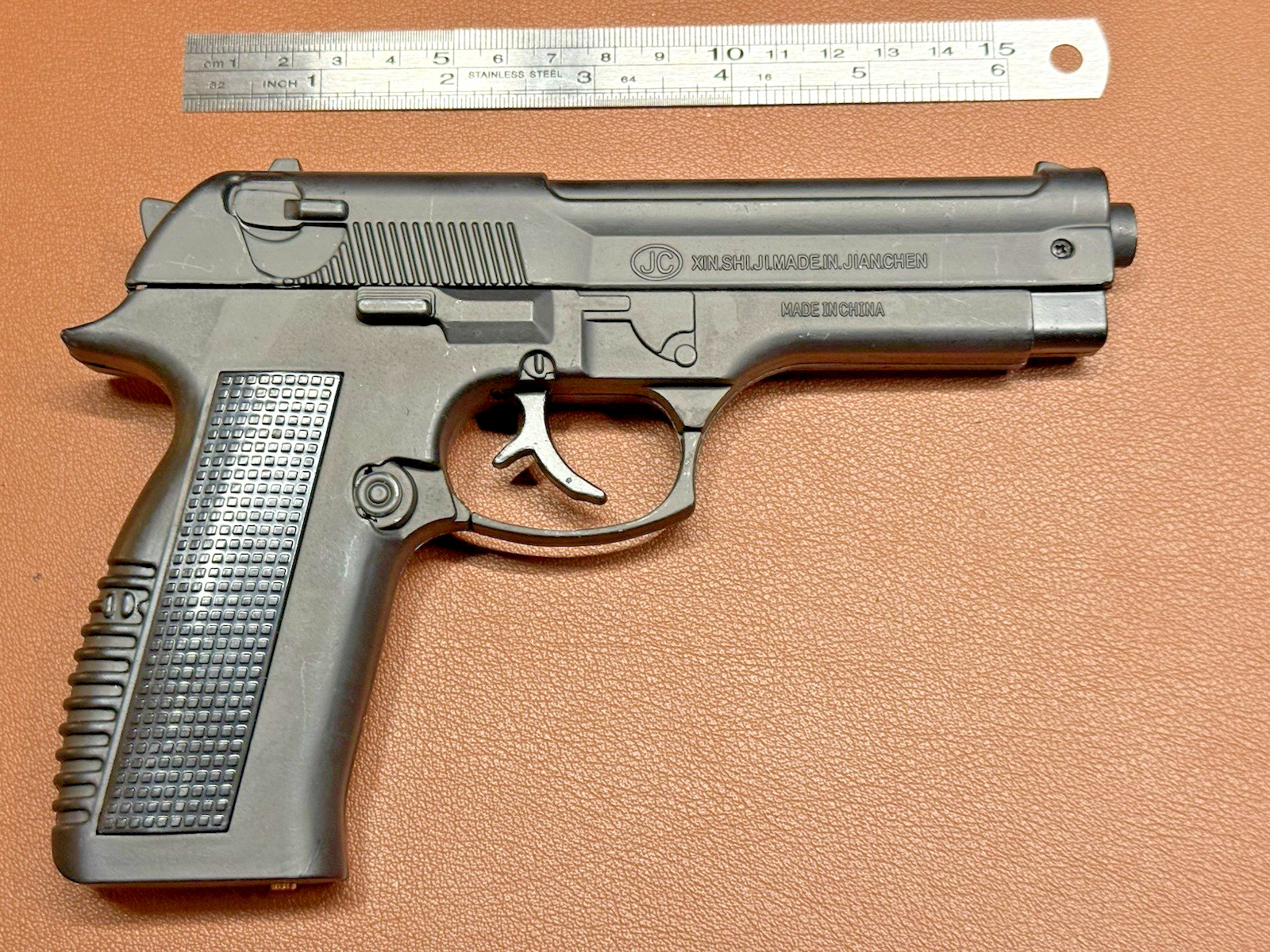 Heavy Metal Matte Black Slide Action Gun Jet Lighter 1:2 Scale Rare Beretta 92