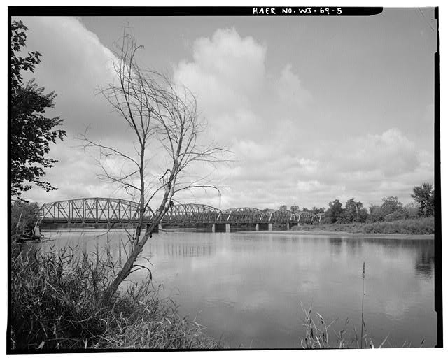 Photo:Unknown Location Rail Bridge River View 1993 Truss Bridge Lake Scene