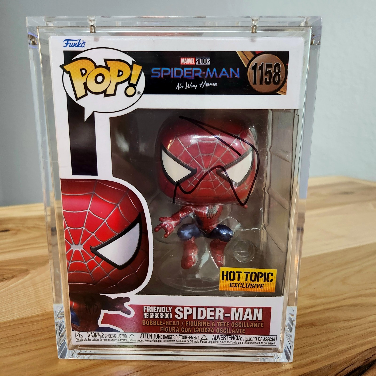 ⭐SPIDERMAN FUNKO: Tobey Maguire signed SPIDER-MAN #1158 Hot Topic windo-swap JSA
