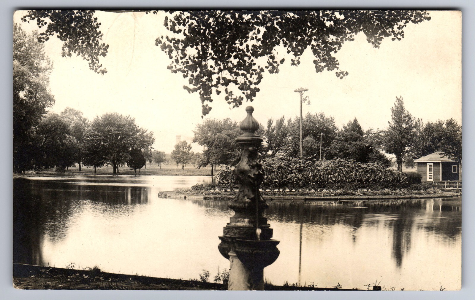 C.1910 RPPC HASTINGS, NE NEBRASKA HEARTWELL PARK LAKE REAL PHOTO Postcard P43