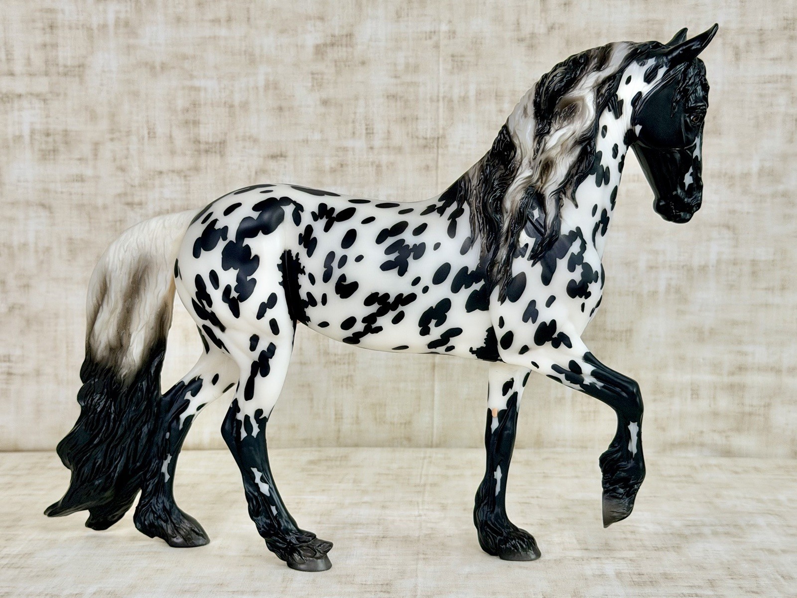 Breyer Horse Breyerfest 2026 Scandi Surprise Matte Black Leopard Appaloosa 1/870