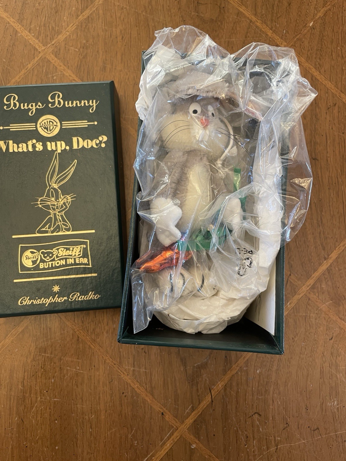 RARE Christopher Radko, Steiff Button in Ear Bugs Bunny ornament