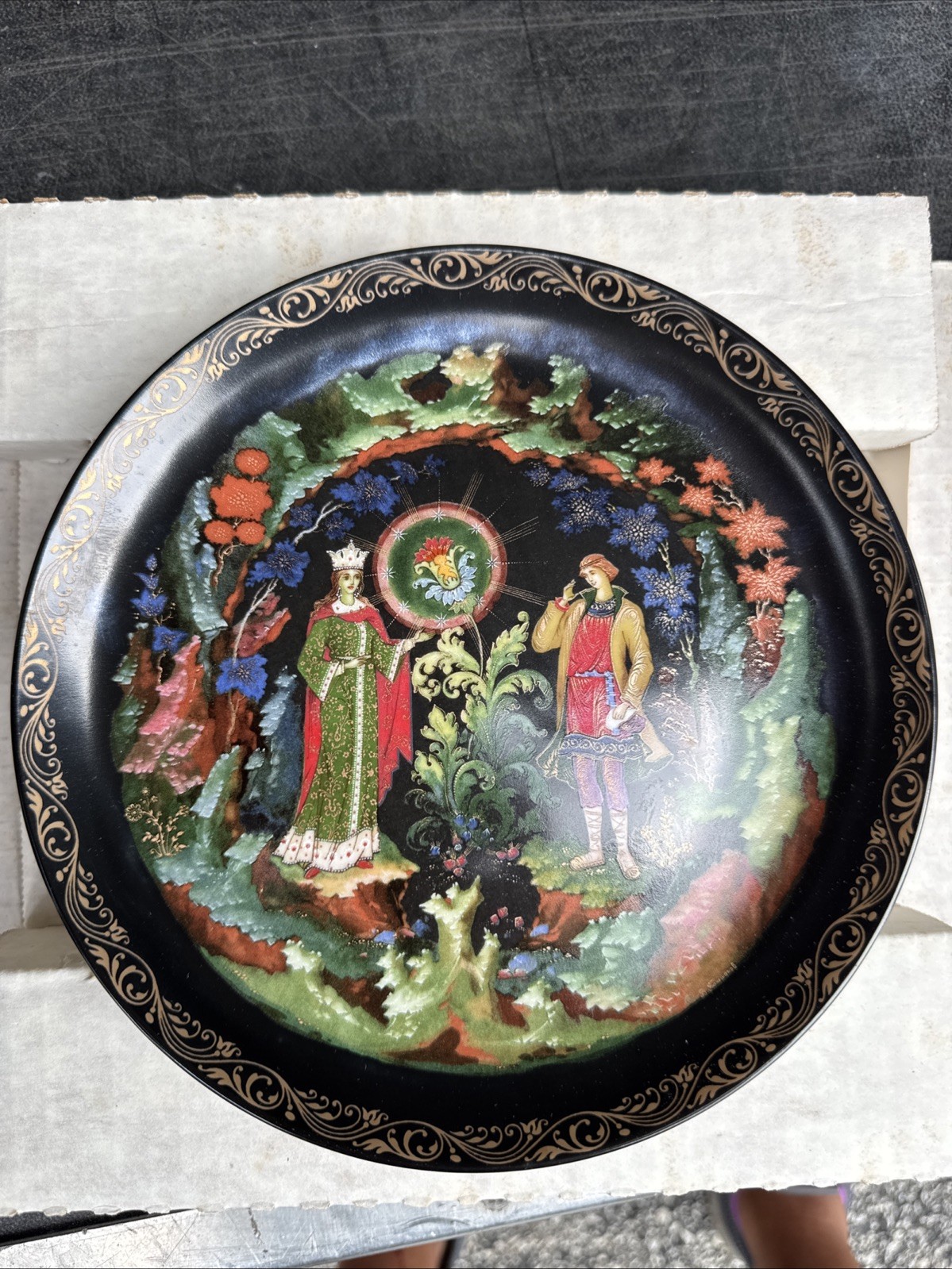 Vintage 1989 USSR Russian Fairy Tale Porcelain Plate “The Stone Flower” Vintage 1989 USSR Russian Fairy Tale Porcelain Plate “The Stone Flower”