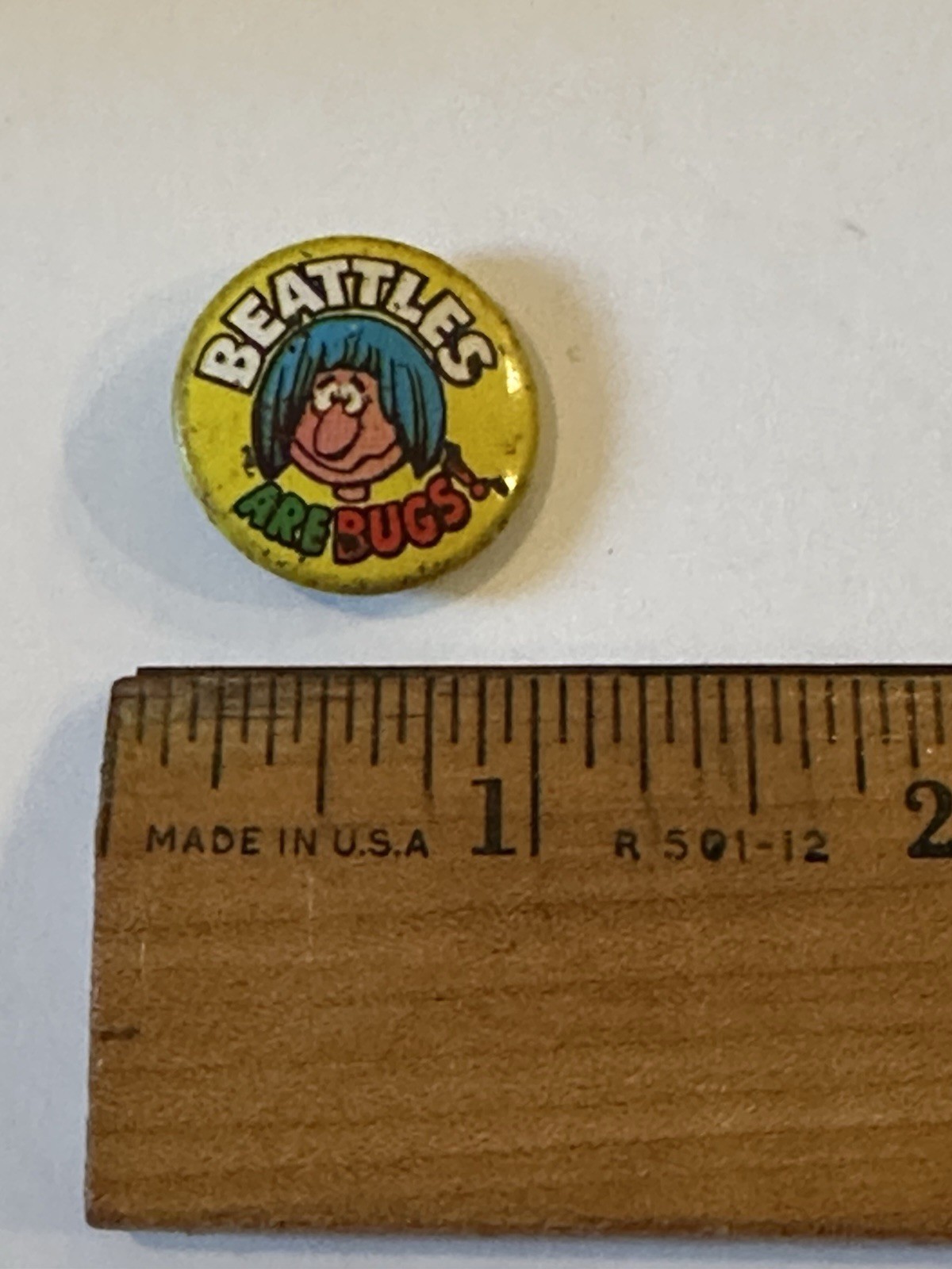 Vtg 1960s Beatlemania Beattles Are Bugs Pin Button Creative House Chicago USA