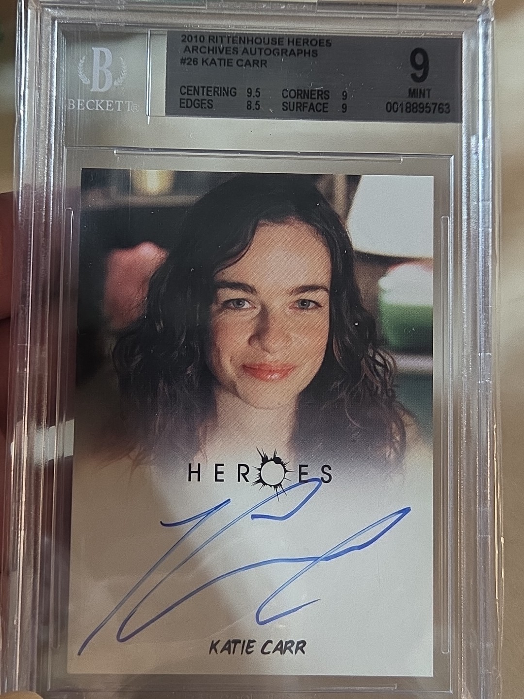 2010 Rittenhouse Heroes: Archives Auto Katie Carr as Caitlin Auto Graded BGS 9