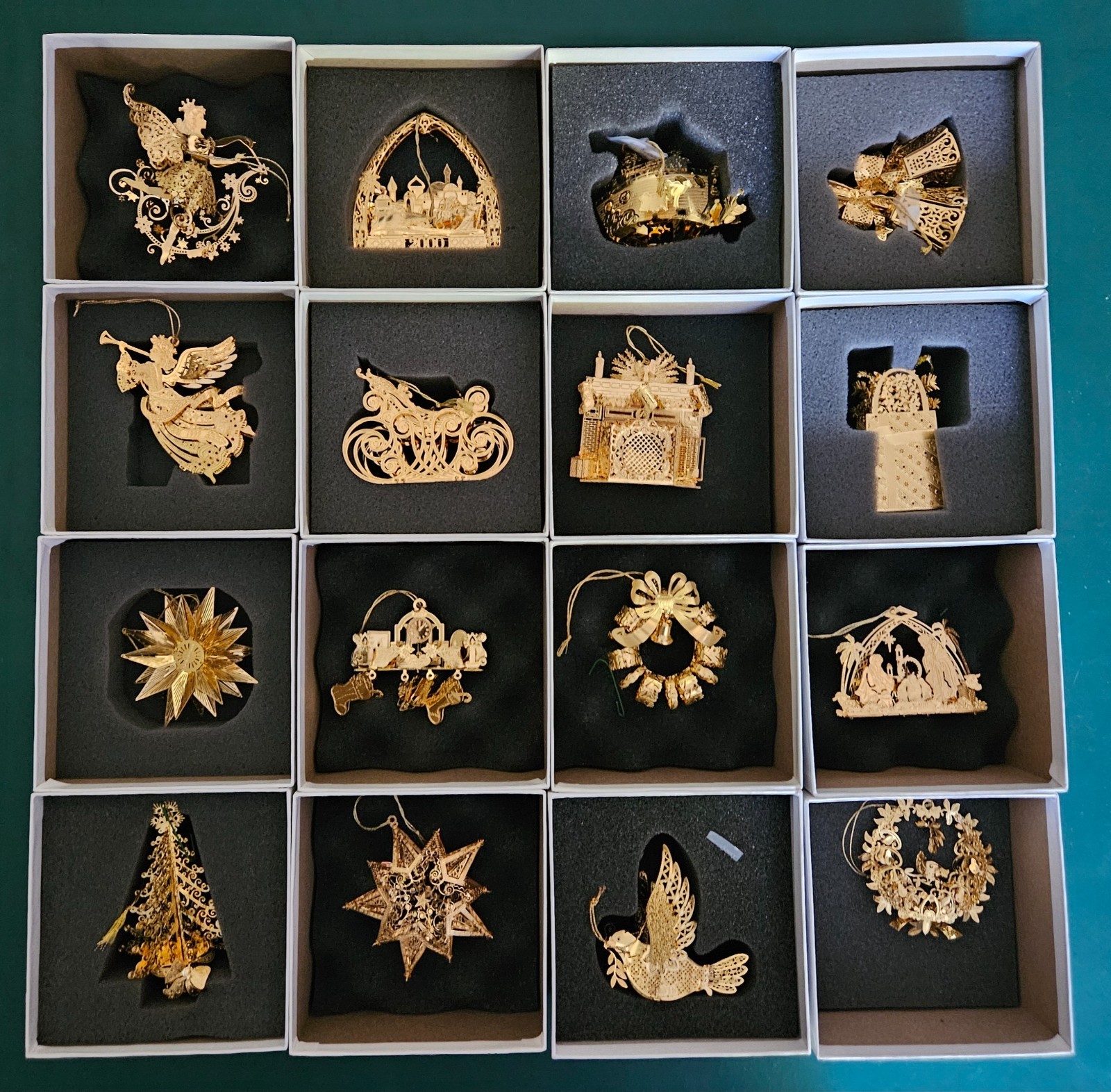 1999-2016 DANBURY MINT 20k Gold Plated Annual Ornaments w/ Boxes Lot Of 16 1999-2016 DANBURY MINT 20k Gold Plated Annual Ornaments w/ Boxes Lot Of 16