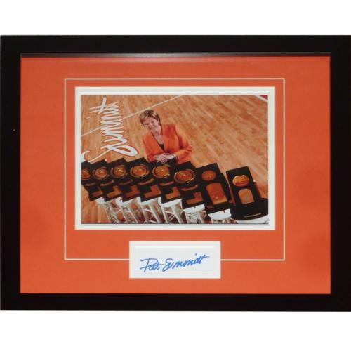 Pat Summitt Autographed Tennessee Lady Vols (Trophies) 