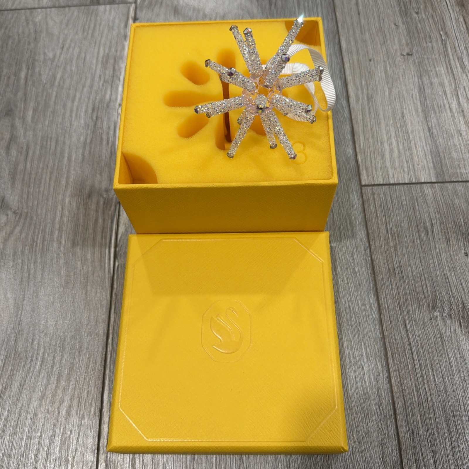 (1) SWAROVSKI Sparkle Crystal Limited Edition Wicked Wand Ornament 5701516