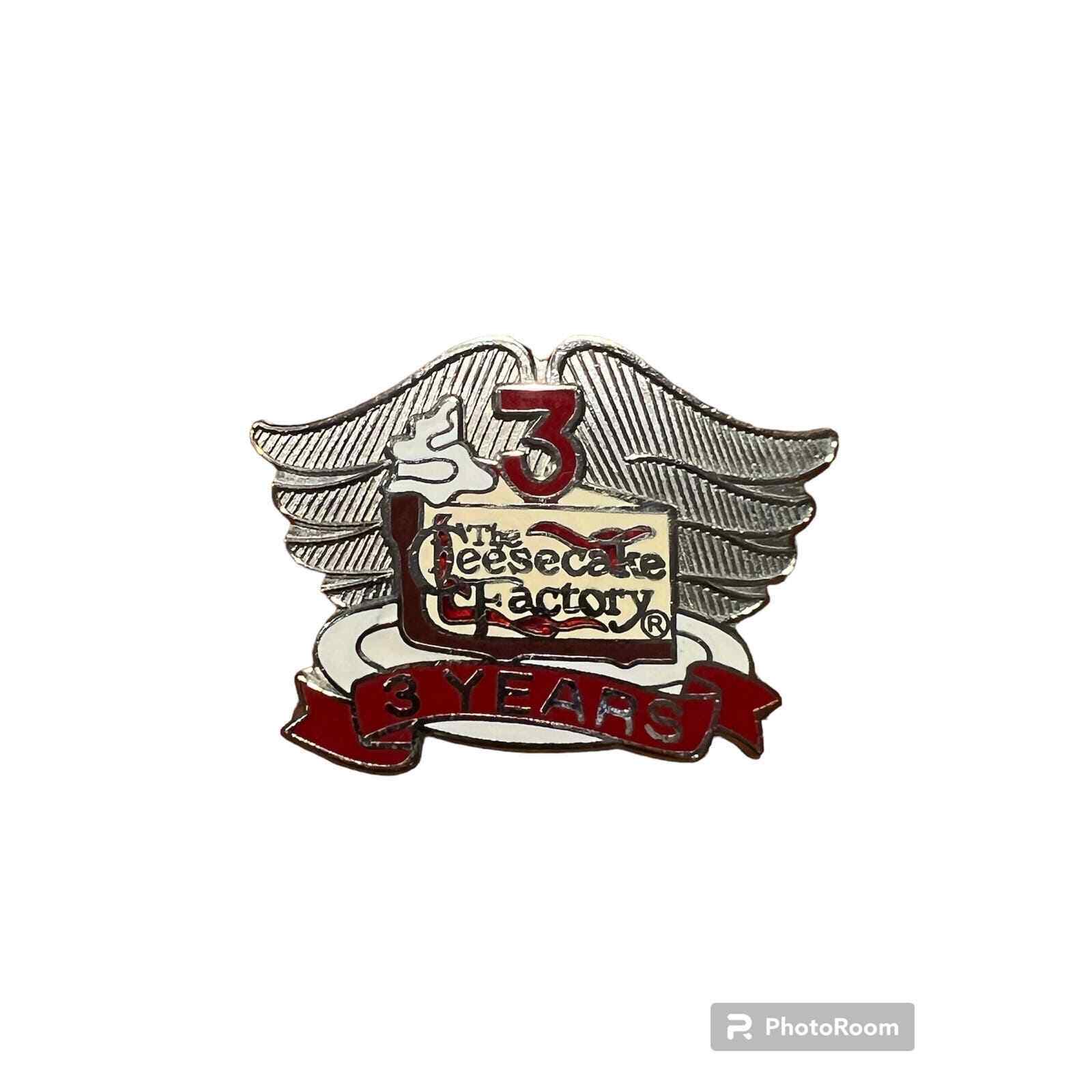 The Cheesecake Factory 3 Years Anniversary Employee Server Pin Silver Wings 