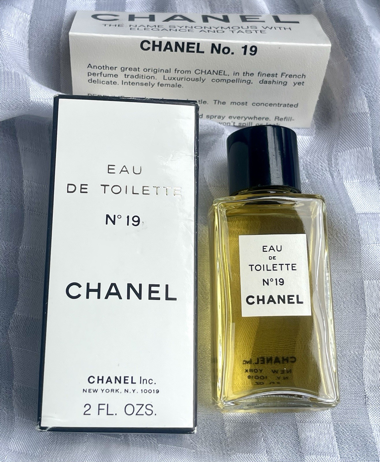 Vintage Chanel No.19 EDT New York 2 Fl.Oz Vintage Chanel No.19 EDT New York 2 Fl.Oz