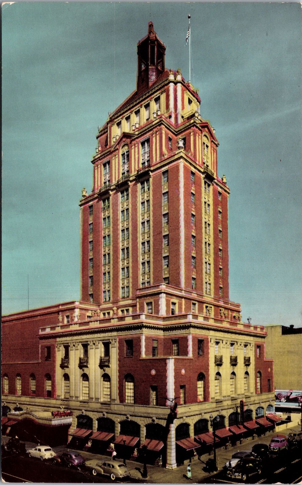 Elks Temple Postcard D1312 De Luxe Color Sacramento Calif.  National Color Press