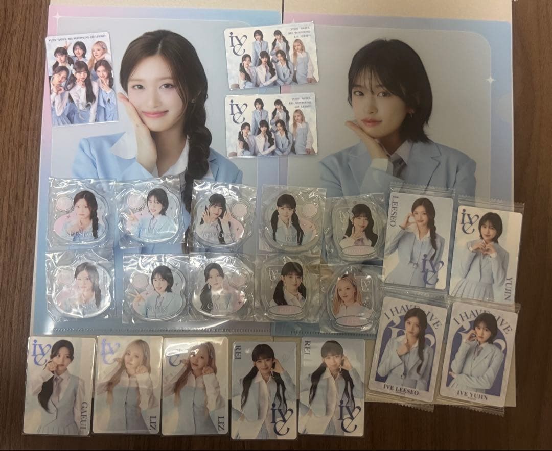 IVE Official Goods Set Photo Cards Keychain File with bonus s