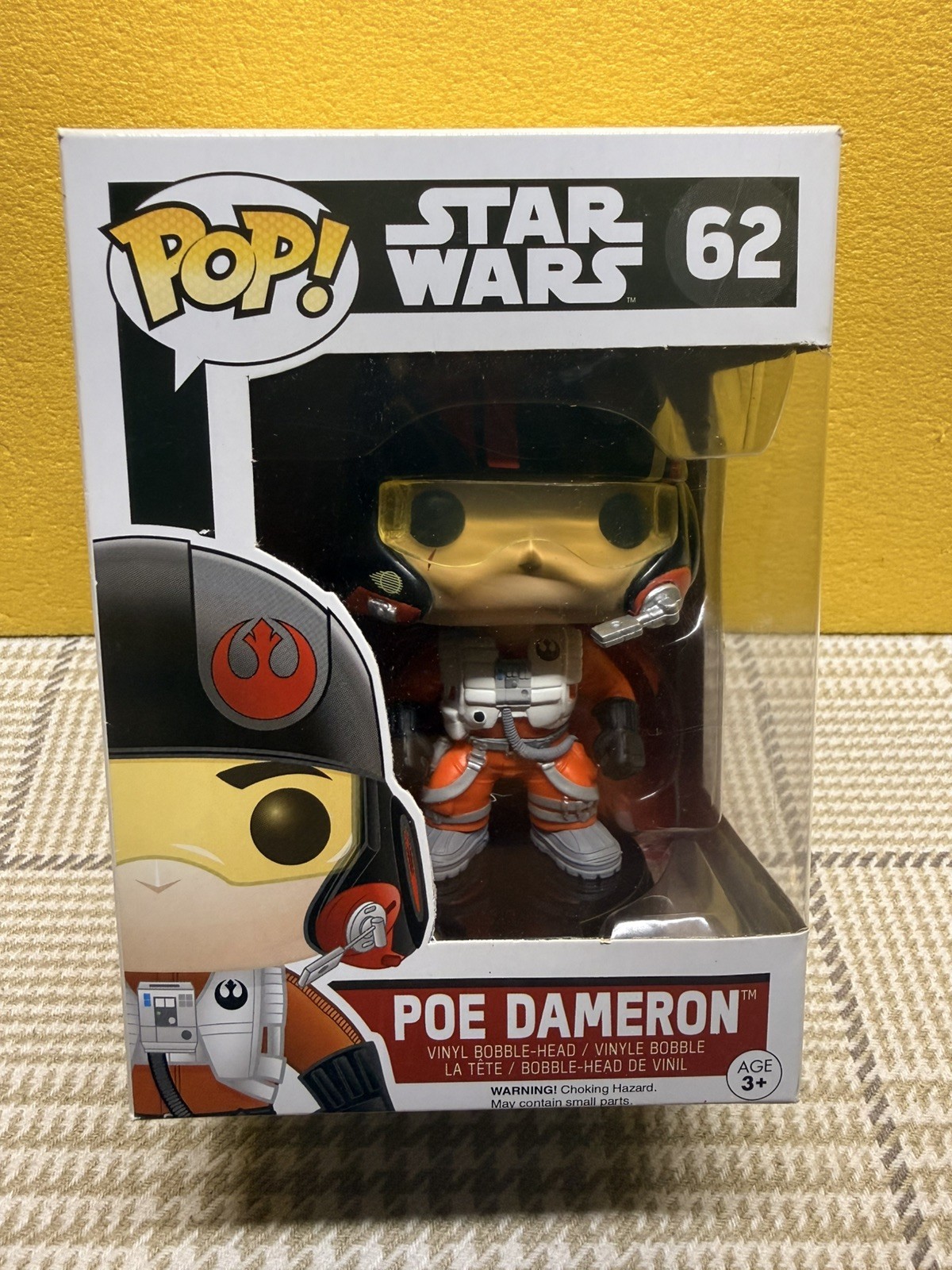 Funko Pop Vinyl: Star Wars - Poe Dameron #62 With 