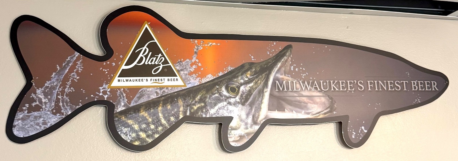 LARGE Vintage Blatz Northern Pike Beer Sign LARGE Vintage Blatz Northern Pike Beer Sign