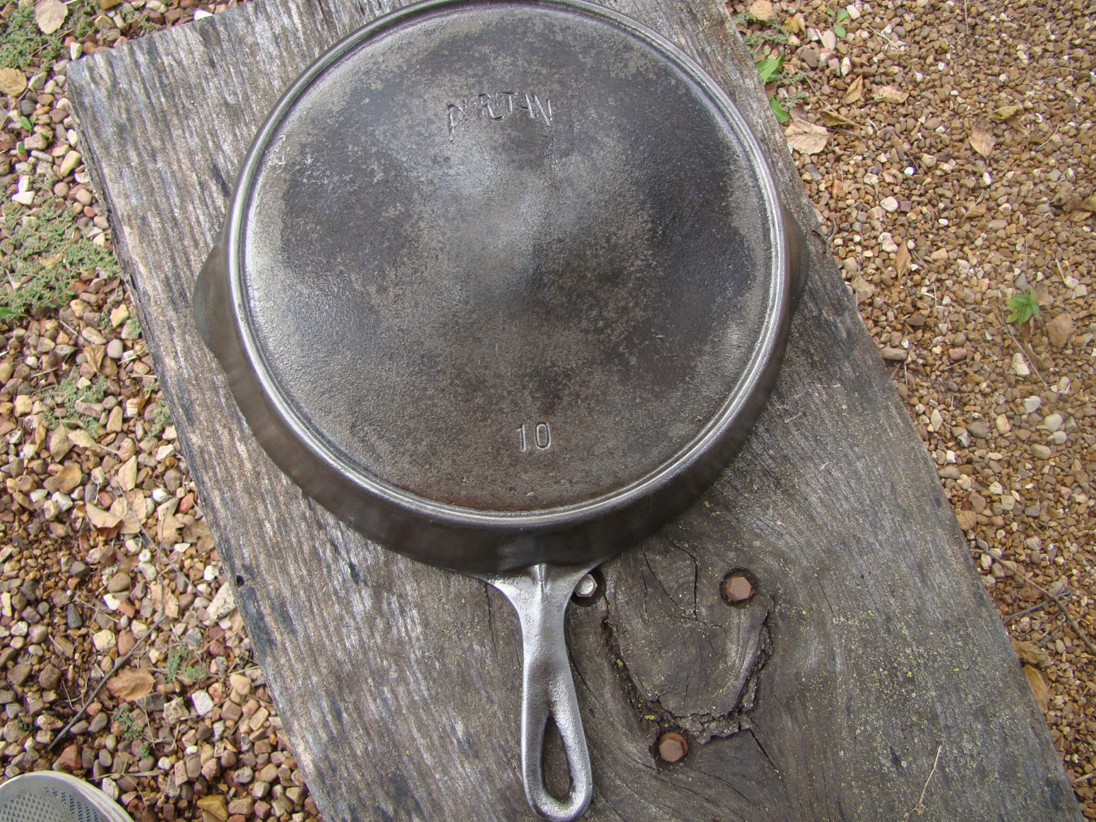 Vintage Puritan No. 10 Cast Iron Skillet Restored