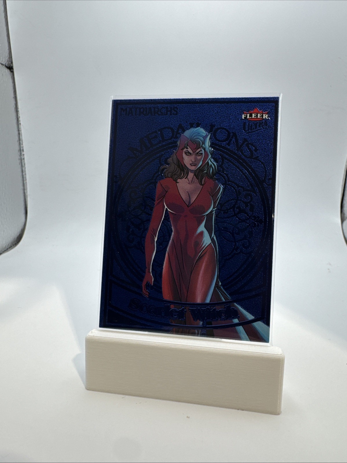 2024 Fleer Ultra Matriarchs of Marvel Medallions Amethyst 11/35 Scarlet Witch