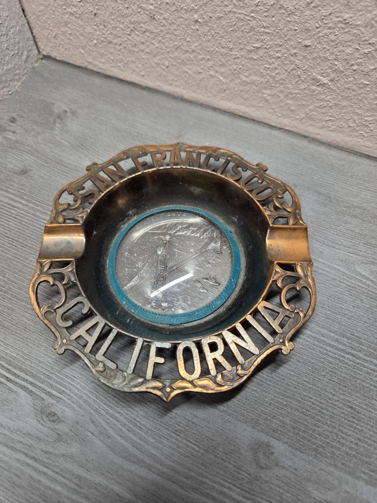 NICE OLDER VTG 1960\'s - \'70\'s SOUVENIR SAN FRANCISCO, Ca ASHTRAY (MADE IN JAPAN)