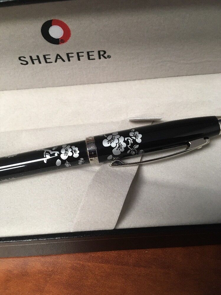 Sheaffer 100 Friends of Winter - Plum Ballpoint Pen 100% Authentic
