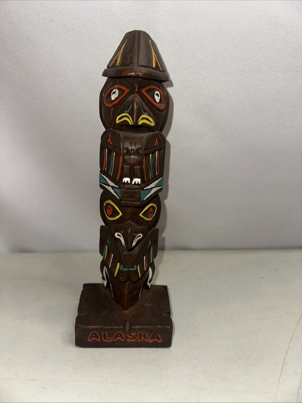Vintage Creed RAVAN Totem Pole 9” Alaska Souvenir Hand Painted Sculpture